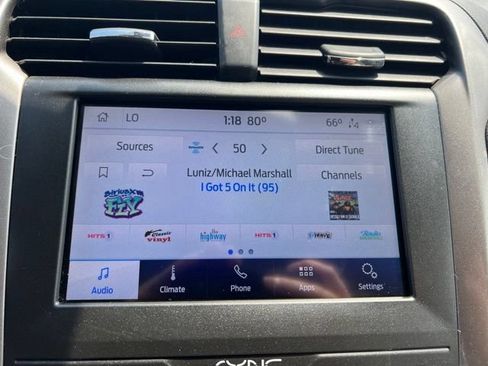 Used 2020 Ford Fusion SE w/ Equipment Group 151A FWD image 18