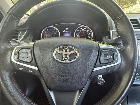 Used 2017 Toyota Camry SE FWD image 20