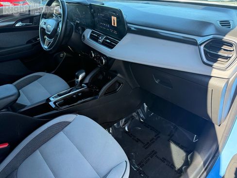 Used 2024 Chevrolet TrailBlazer LT w/ Convenience Package image 30