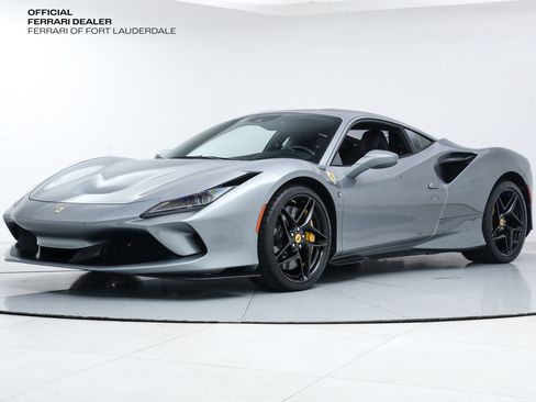 Used 2021 Ferrari F8 Tributo RWD image 1