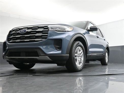 New 2026 Ford Explorer Active image 30
