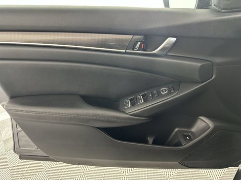 Used 2020 Honda Accord Sport image 28