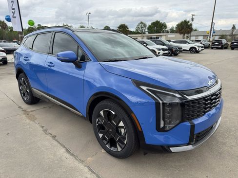 New 2026 Kia Sportage SX FWD image 9
