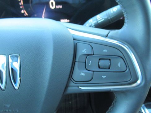 Used 2024 Buick Envista Preferred w/ Convenience I Package FWD image 23