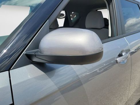 Used 2025 Kia Soul LX image 28