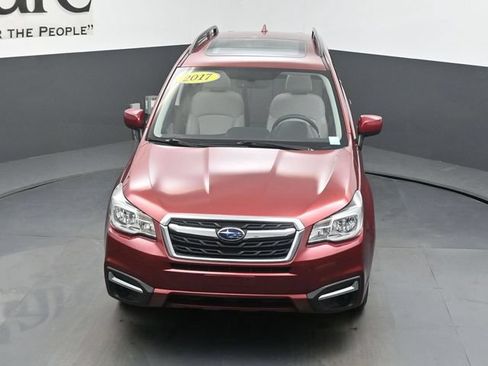 Used 2017 Subaru Forester 2.5i Premium w/ All-Weather Package AWD/4WD image 59
