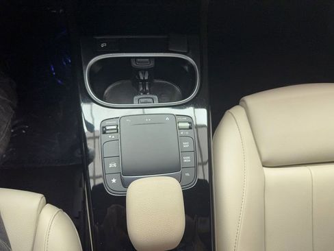 Used 2023 Mercedes-Benz CLA 250 4MATIC w/ Premium Package image 41
