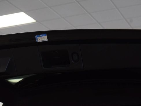Used 2018 GMC Yukon XL SLT AWD/4WD image 22
