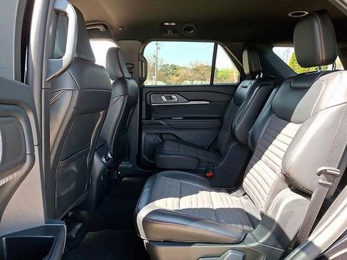 Used 2025 Ford Explorer ST-Line AWD/4WD image 10