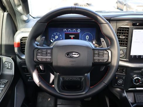 Used 2025 Ford F150 Raptor AWD/4WD image 31