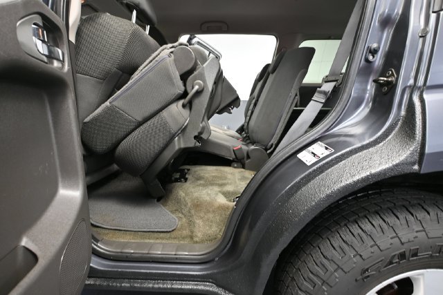 Used 2011 Nissan Pathfinder S w/ Protection Pkg AWD/4WD image 28