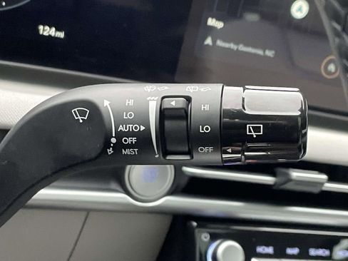 New 2026 Hyundai Tucson Limited image 25