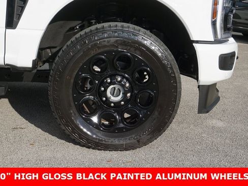 Used 2025 Ford F250 Lariat w/ Lariat Ultimate Package image 28