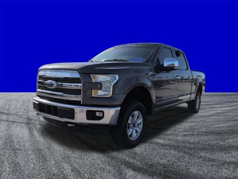Used 2017 Ford F150 XLT w/ Equipment Group 302A Luxury AWD/4WD image 8