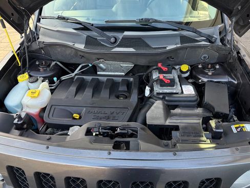 Used 2016 Jeep Patriot High Altitude image 28