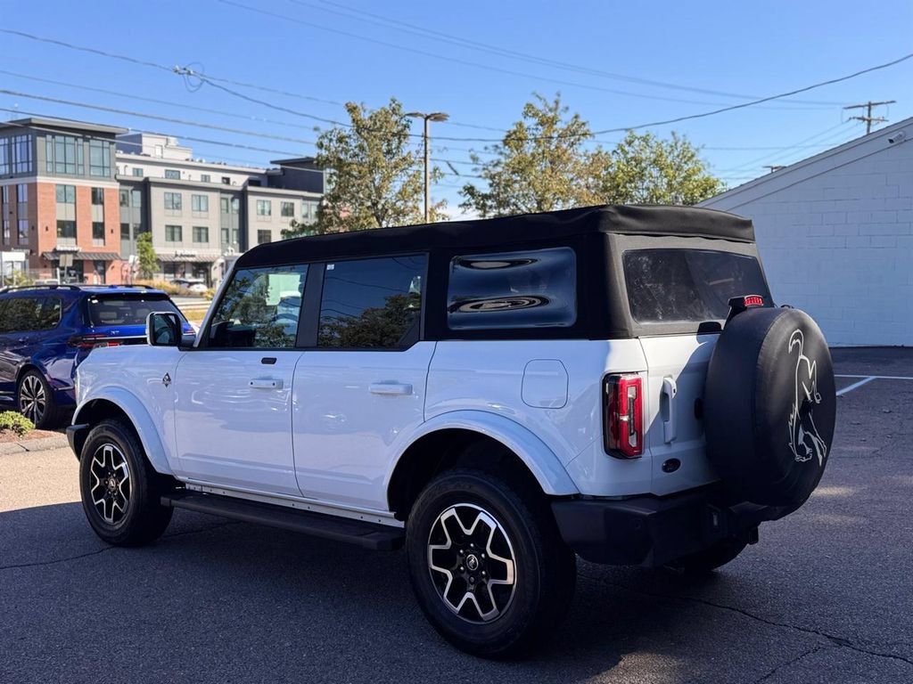 Used 2023 Ford Bronco Outer Banks AWD/4WD image 4