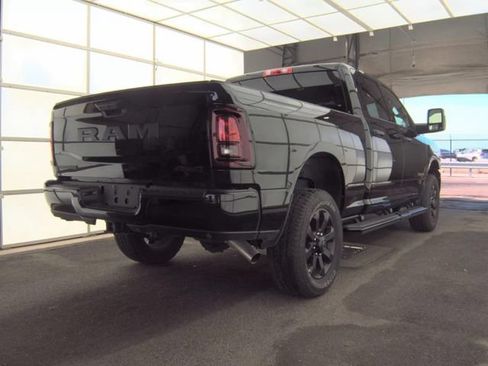 Used 2026 RAM 2500 Big Horn AWD/4WD image 6