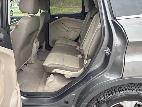 Used 2014 Ford Escape SE image 22