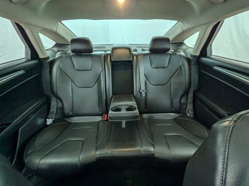 Used 2016 Ford Fusion Titanium AWD/4WD image 17