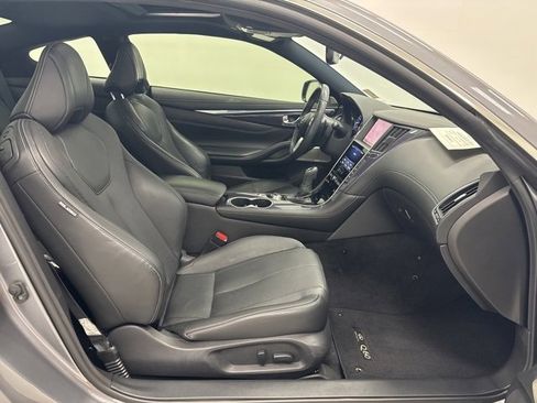 Used 2018 INFINITI Q60 Red Sport 400 w/ Sensory Package 3.0T Sport image 28