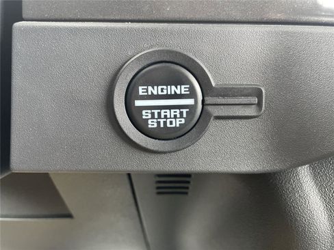 Used 2025 Ford Bronco Badlands AWD/4WD image 23