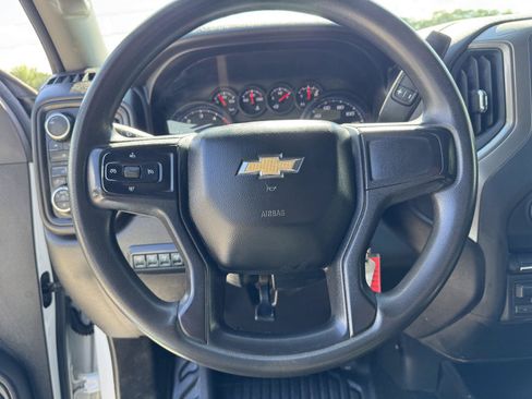 Used 2023 Chevrolet Silverado 3500 W/T w/ WT Convenience Package AWD/4WD image 3