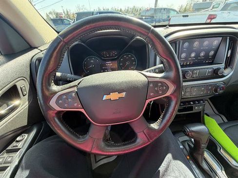 Used 2021 Chevrolet Colorado Z71 w/ Safety Package AWD/4WD image 37