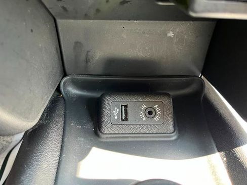 Used 2013 MINI Cooper S FWD image 25