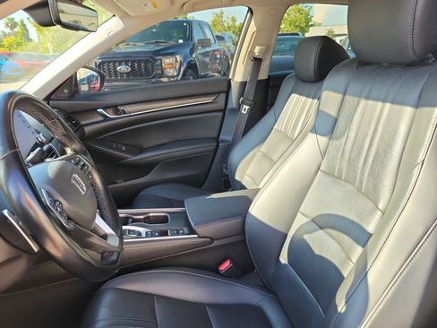 Used 2022 Honda Accord Touring image 26