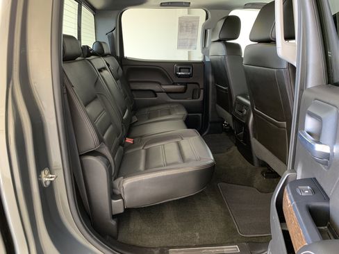 Used 2018 GMC Sierra 2500 Denali w/ Duramax Plus Package image 38