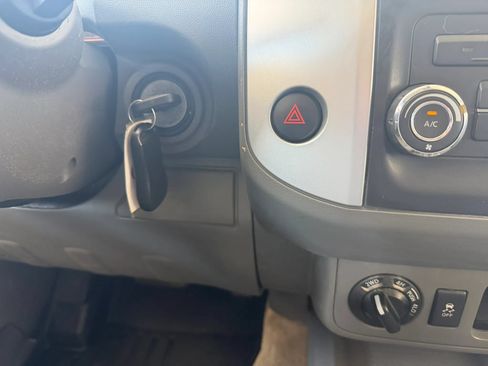 Used 2016 Nissan Frontier SV w/ Moonroof Package AWD/4WD image 24