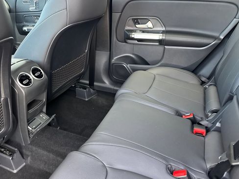 New 2026 Mercedes-Benz GLB 250 4MATIC image 12