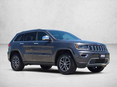 Used 2017 Jeep Grand Cherokee Limited w/ Luxury Group II RWD image 3