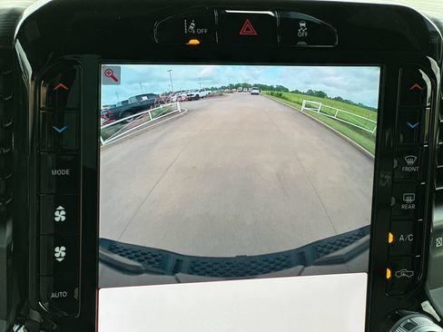 Used 2025 RAM 1500 RHO AWD/4WD image 17