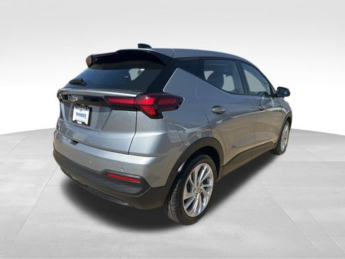 New 2027 Chevrolet Bolt LT w/ Comfort Package FWD image 5