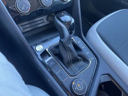 Used 2025 Volkswagen Taos S image 12