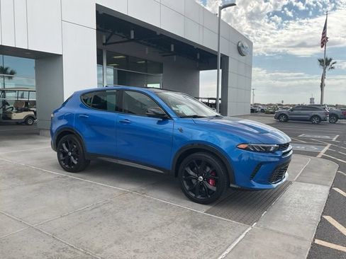 Used 2024 Dodge Hornet R/T Plus AWD/4WD image 9