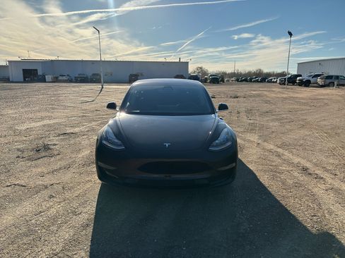 Used 2018 Tesla Model 3 Long Range image 2