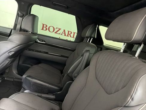 Used 2025 Hyundai Palisade Calligraphy AWD/4WD image 13
