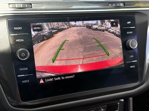 Used 2018 Volkswagen Tiguan S AWD/4WD image 22