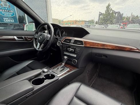 Used 2014 Mercedes-Benz C 300 4MATIC Sedan image 12
