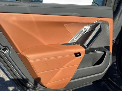 New 2026 BMW 750e xDrive AWD/4WD image 12