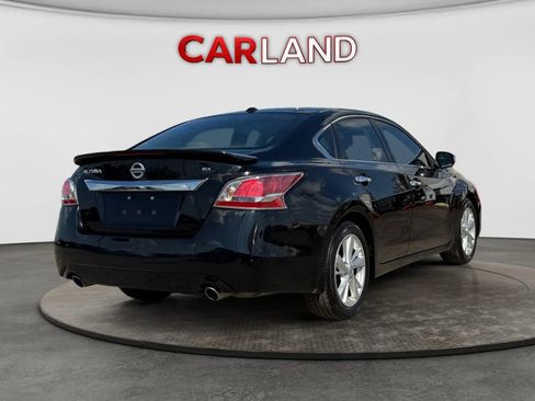 Used 2015 Nissan Altima 2.5 SL w/ Moonroof Package FWD image 6