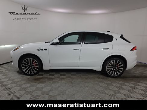 New 2025 Maserati Grecale Modena AWD/4WD image 4