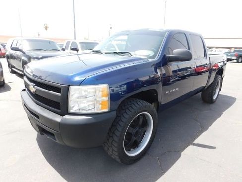 Used 2010 Chevrolet Silverado 1500 W/T image 3