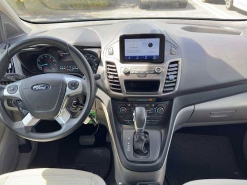 Used 2022 Ford Transit Connect XLT FWD image 21