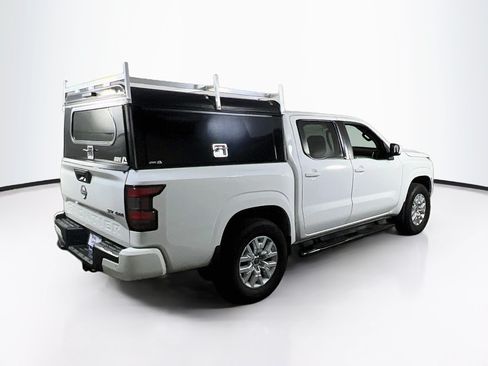 Used 2023 Nissan Frontier SV w/ Technology Package AWD/4WD image 5