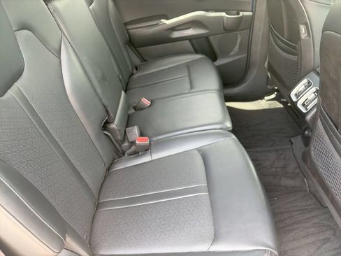 Used 2021 Kia Sorento S w/ Panoramic Sunroof Package FWD image 13