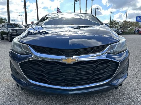 Used 2019 Chevrolet Cruze LT w/ Convenience Package image 21