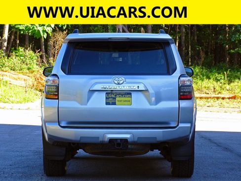 Used 2024 Toyota 4Runner SR5 RWD image 8